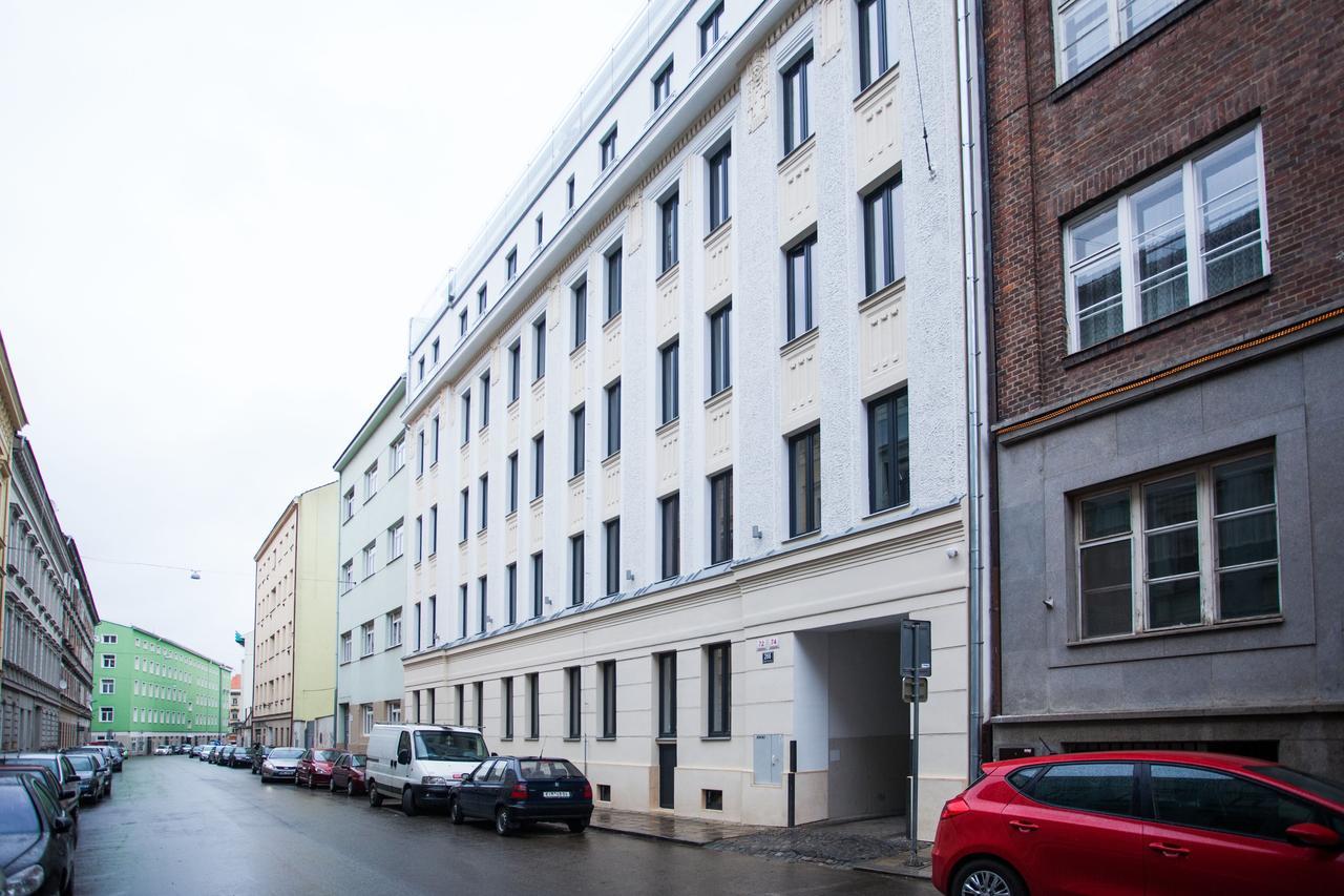 Haas Downtown With Parking Brno